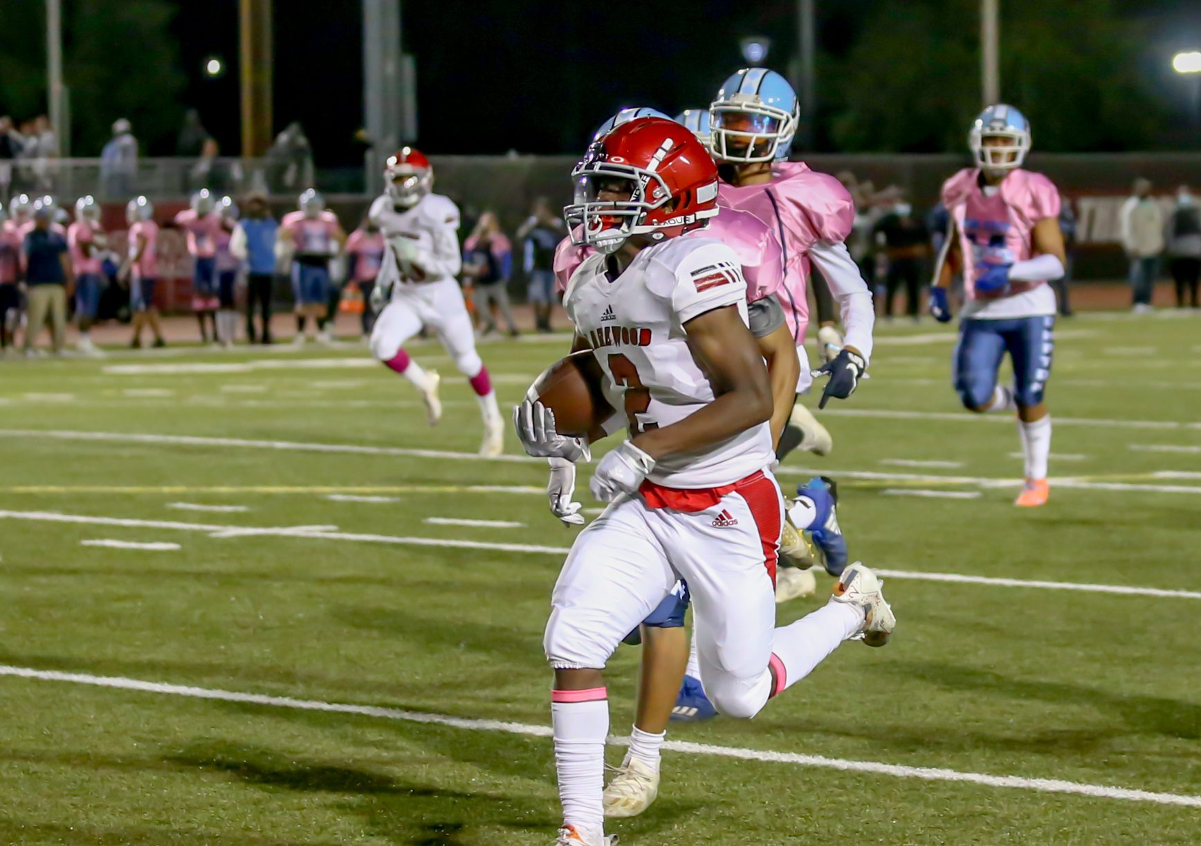 Football Preview: Lakewood Lancers – The562.org
