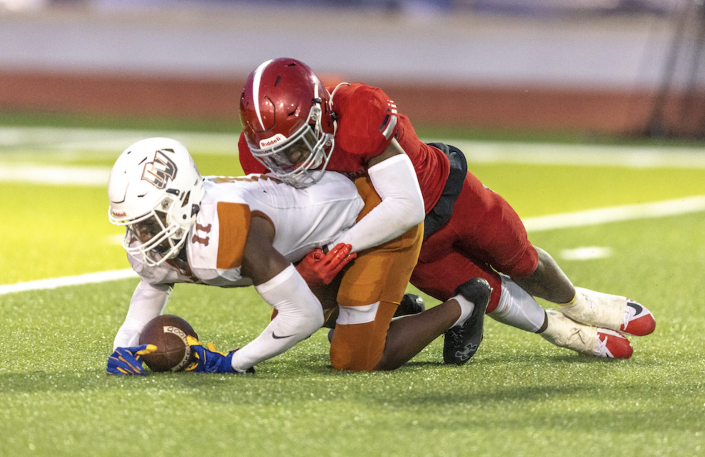 Preview: Lakewood vs. Mayfair, Football – The562.org