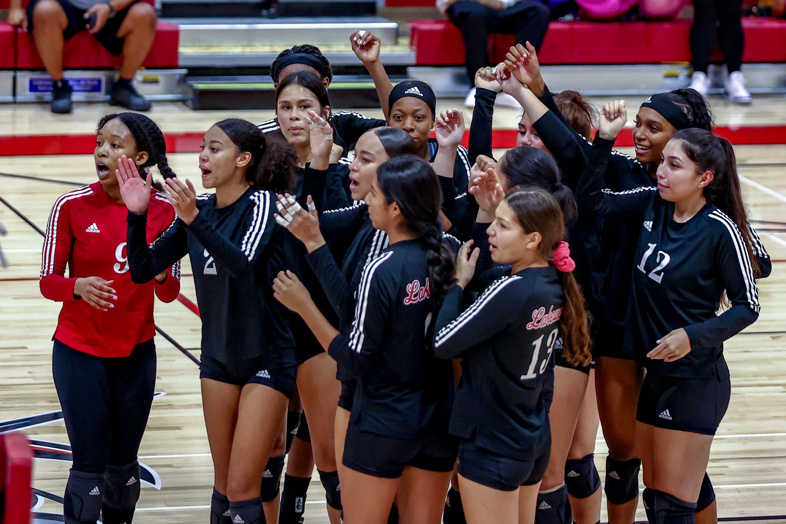 LIVE UPDATES: Lakewood vs. Palos Verdes, CIF Girls’ Volleyball – The562.org