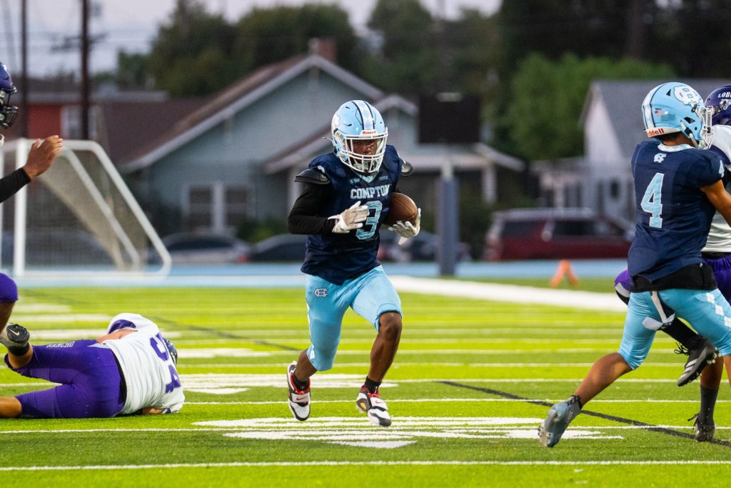 Comptonfootball8 22 25 06101