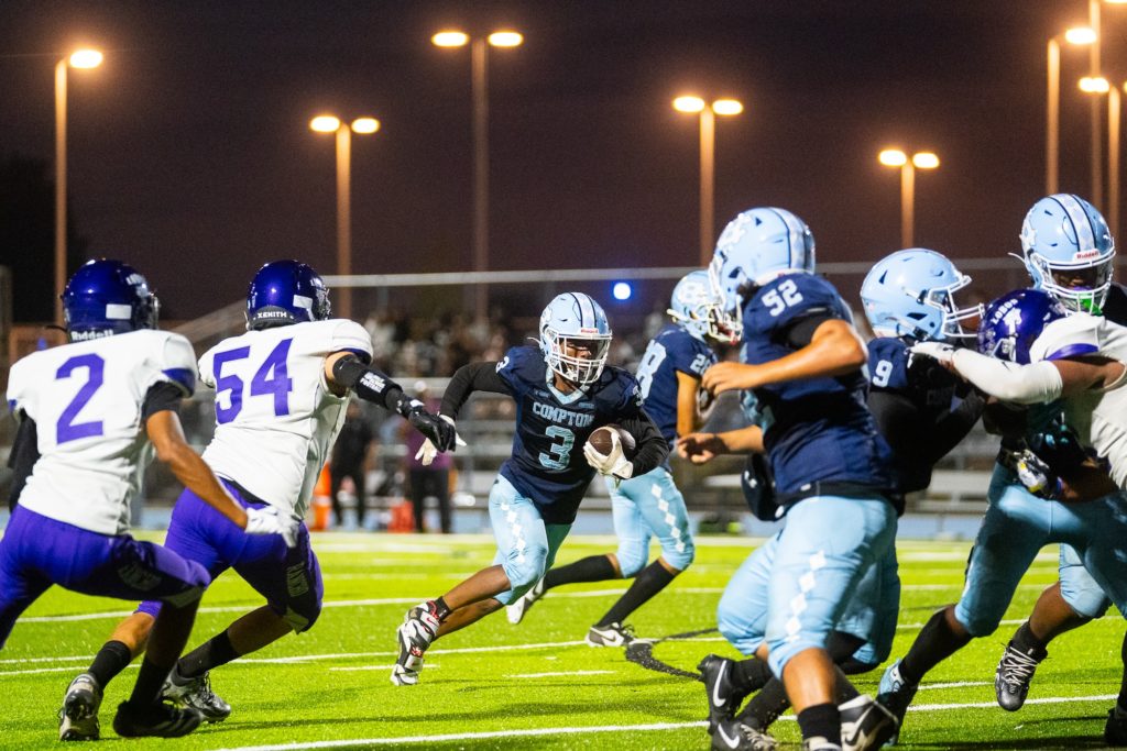Comptonfootball8 22 25 06395
