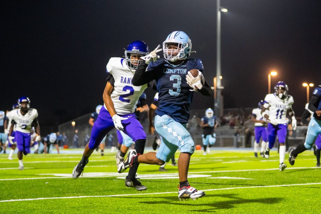 Comptonfootball8 22 25 06472