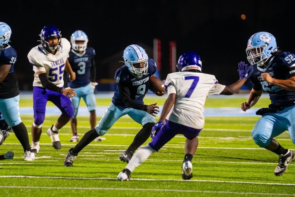 Comptonfootball8 22 25 06905