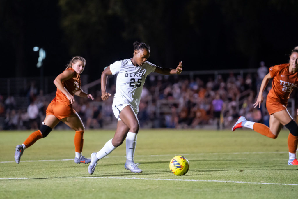 Lbsuvstexanssoccer 23