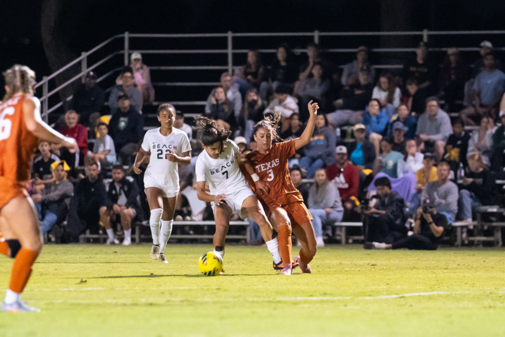 Lbsuvstexanssoccer 32