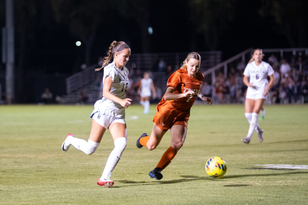 Lbsuvstexanssoccer 35