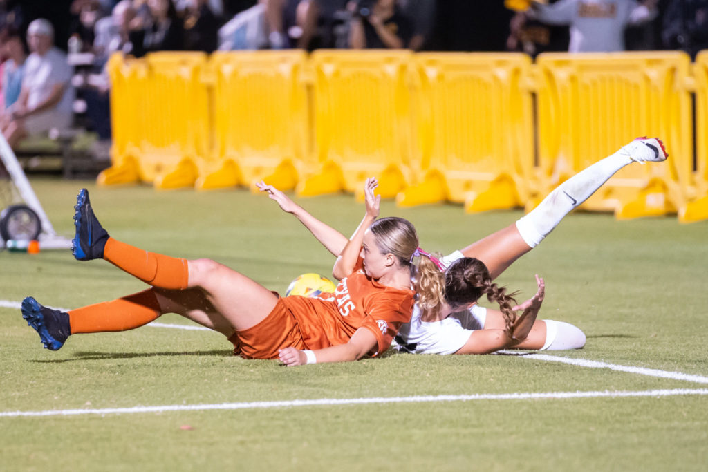 Lbsuvstexanssoccer 36