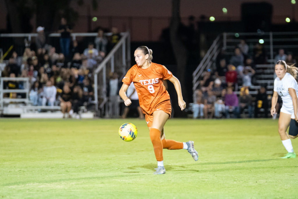 Lbsuvstexanssoccer 8