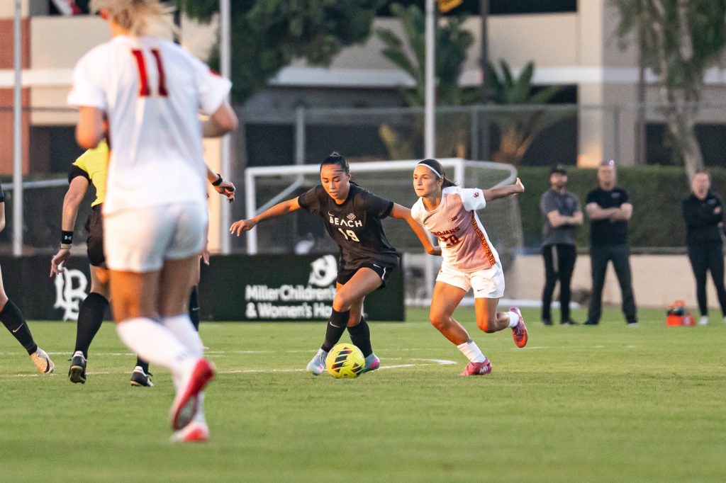 Lbsuvsuscwsoccer 03499