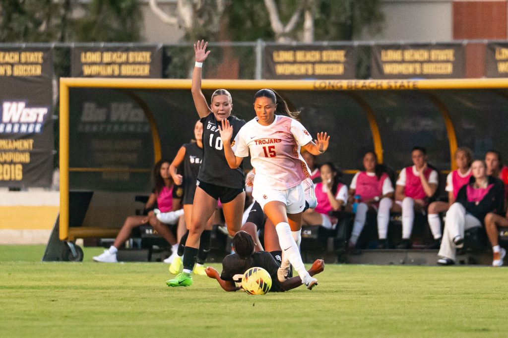 Lbsuvsuscwsoccer 03543
