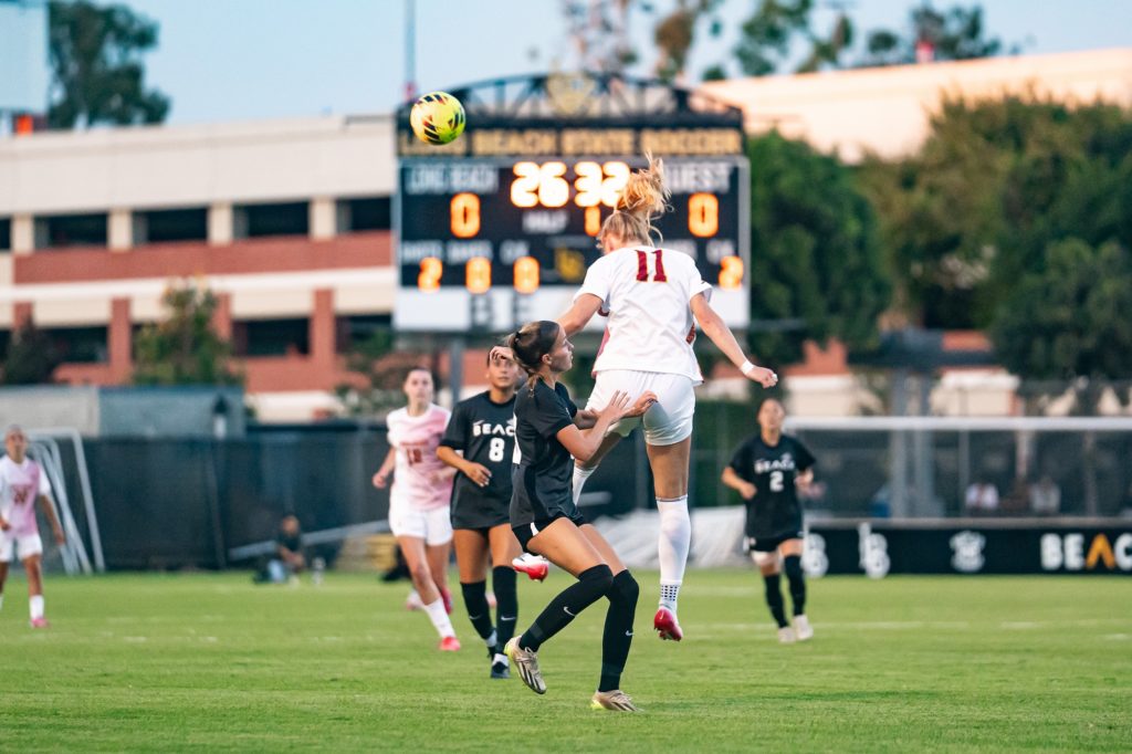 Lbsuvsuscwsoccer 03708
