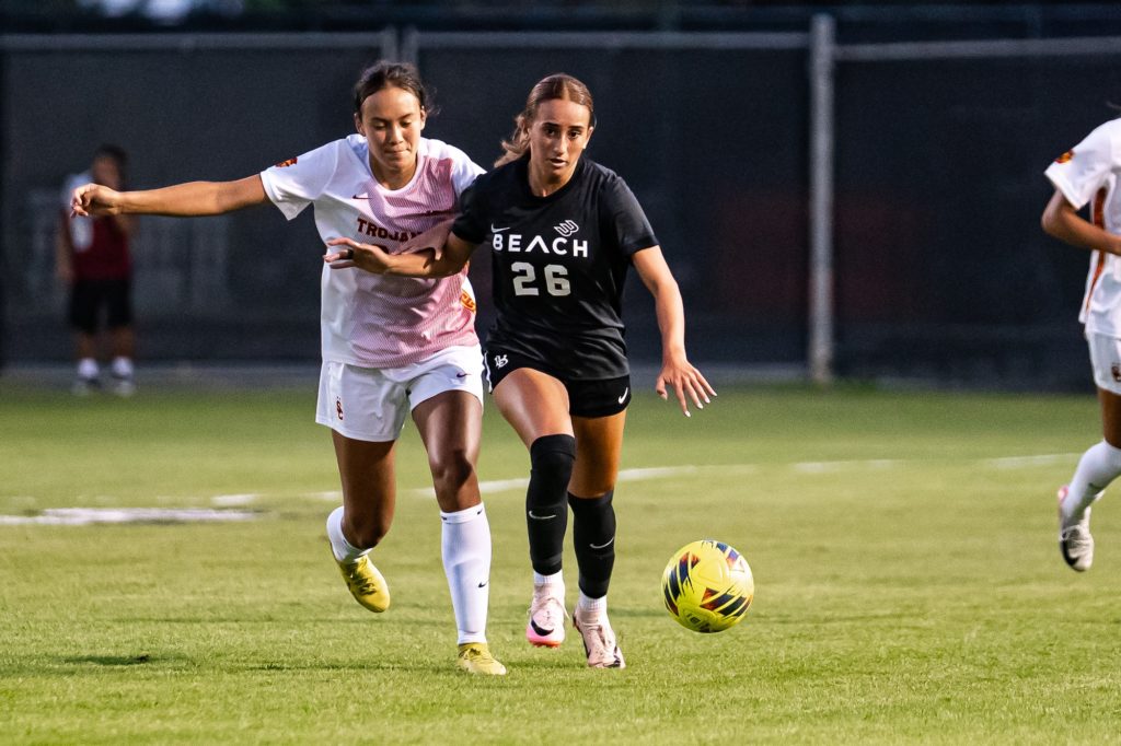 Lbsuvsuscwsoccer 03841