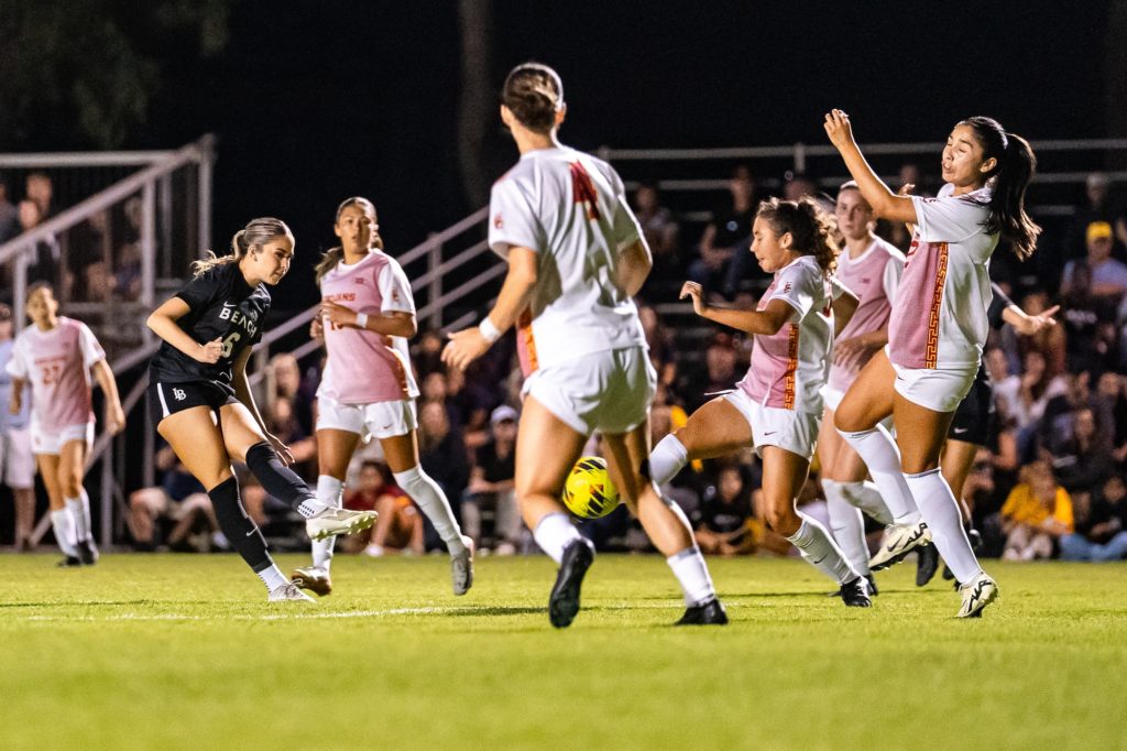 Lbsuvsuscwsoccer 04280