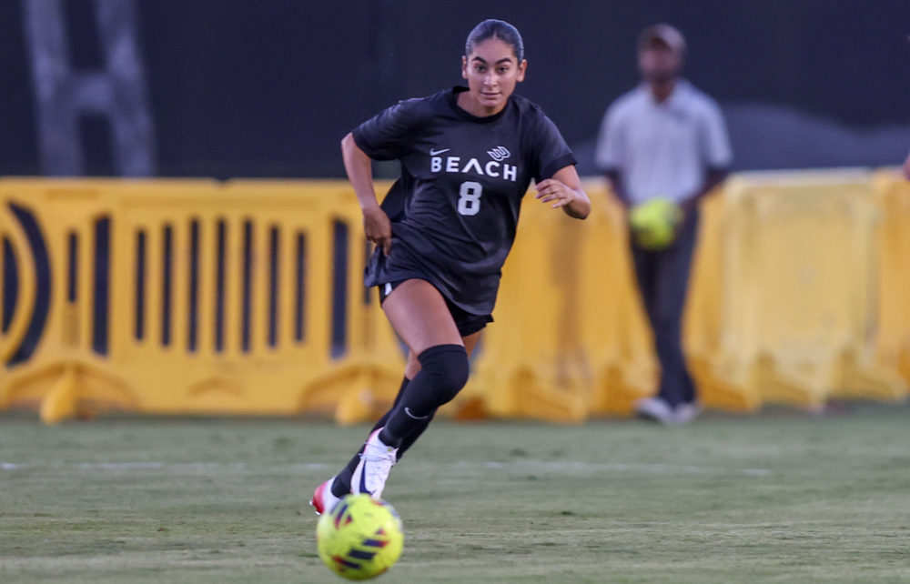 2025 09 04 562 wsoc lbsuvsnevada 008