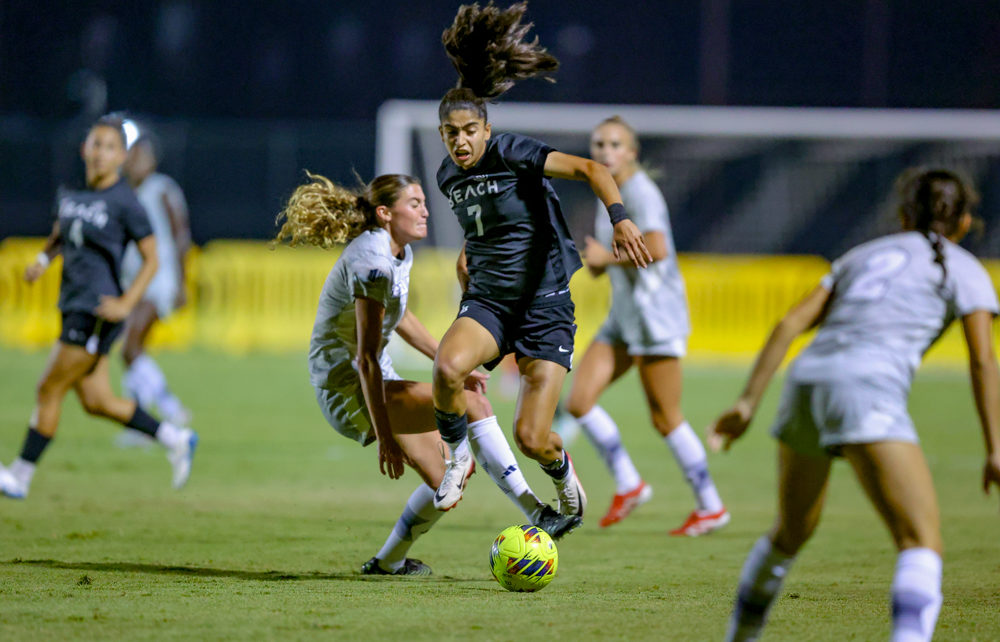 2025 09 04 562 wsoc lbsuvsnevada 082