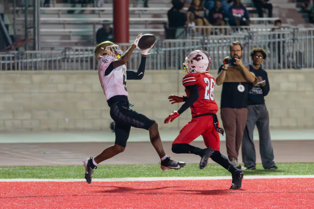 2025polylakewoodfootball 19