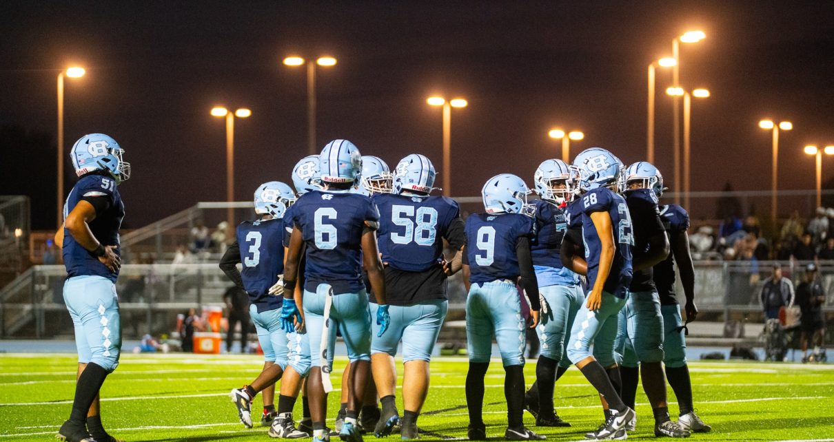 Comptonfootball8 22 25 06406