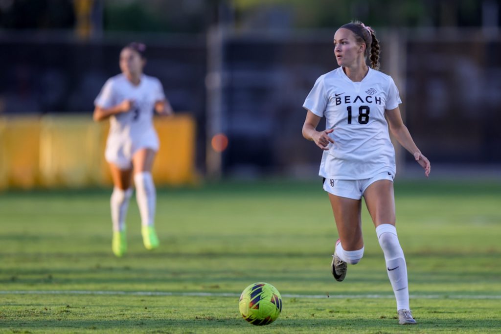 2025 10 05 562 wsoc lbsuvsuci 006