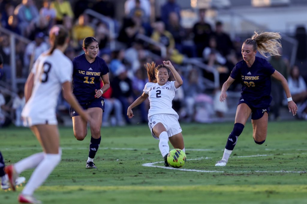 2025 10 05 562 wsoc lbsuvsuci 010