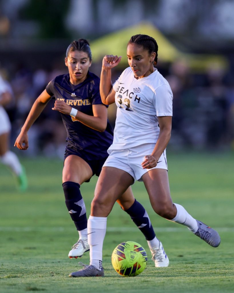 2025 10 05 562 wsoc lbsuvsuci 012