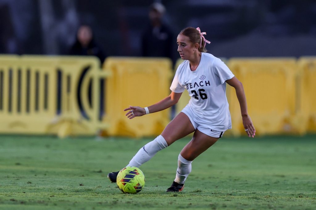 2025 10 05 562 wsoc lbsuvsuci 015