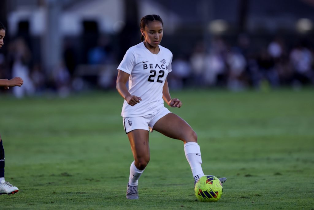 2025 10 05 562 wsoc lbsuvsuci 017