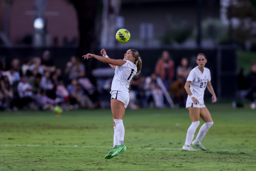 2025 10 05 562 wsoc lbsuvsuci 023