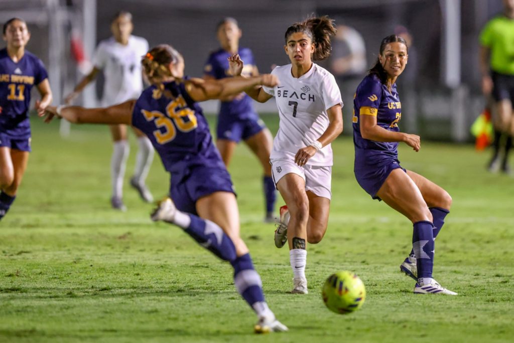 2025 10 05 562 wsoc lbsuvsuci 033