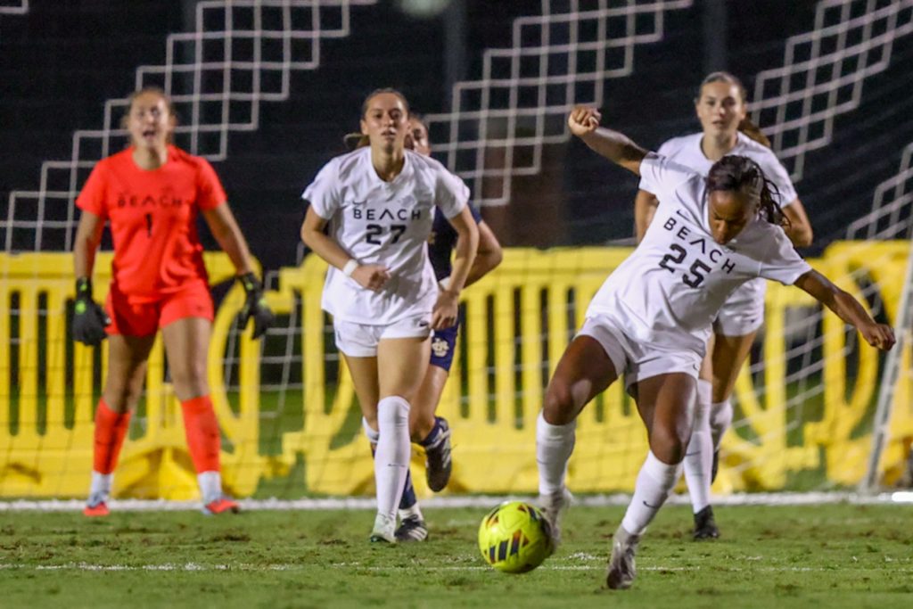 2025 10 05 562 wsoc lbsuvsuci 038