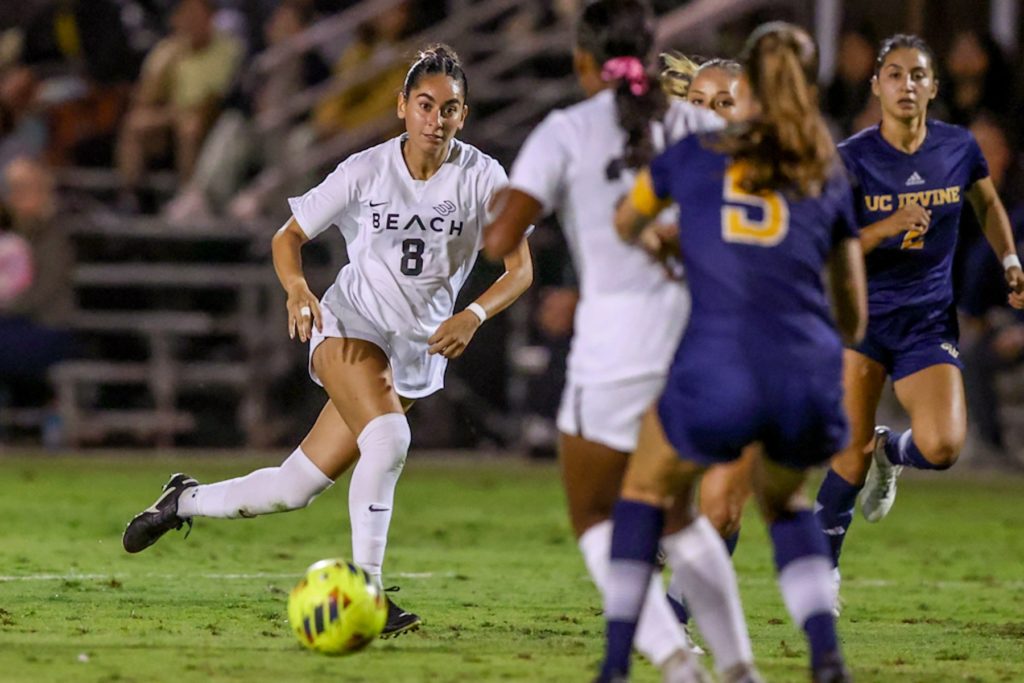 2025 10 05 562 wsoc lbsuvsuci 041