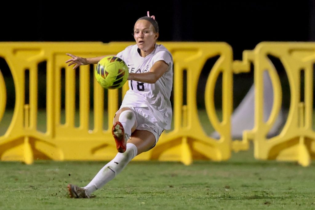 2025 10 05 562 wsoc lbsuvsuci 046