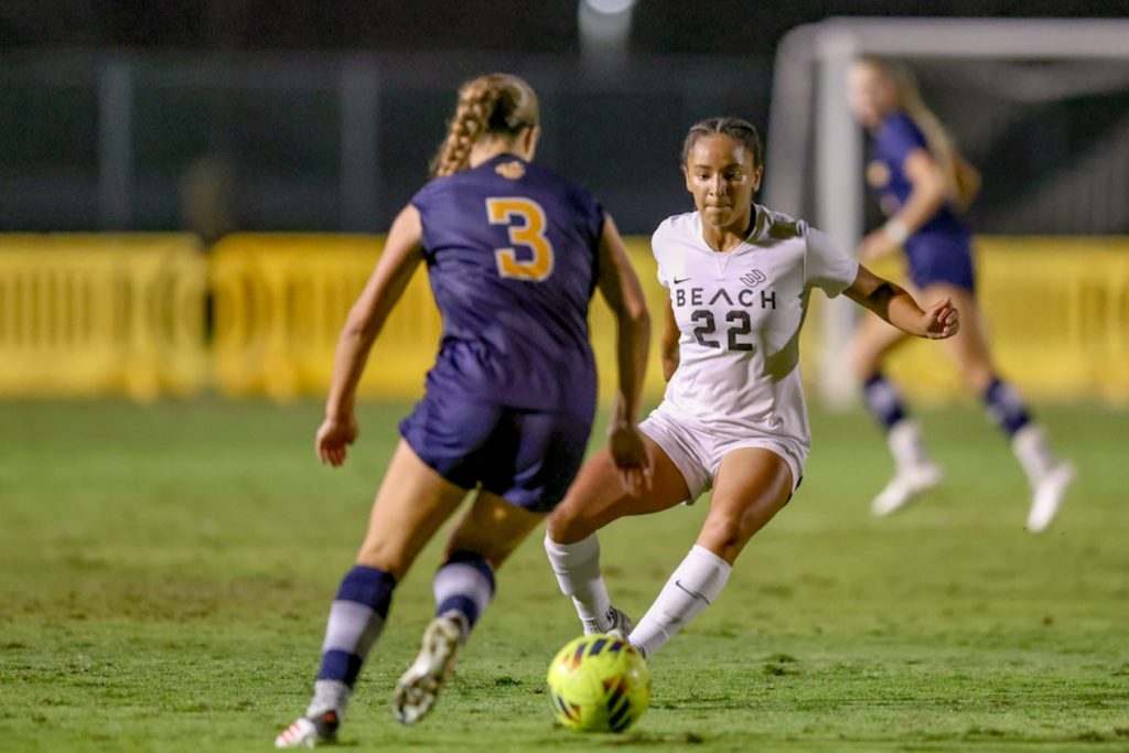 2025 10 05 562 wsoc lbsuvsuci 056