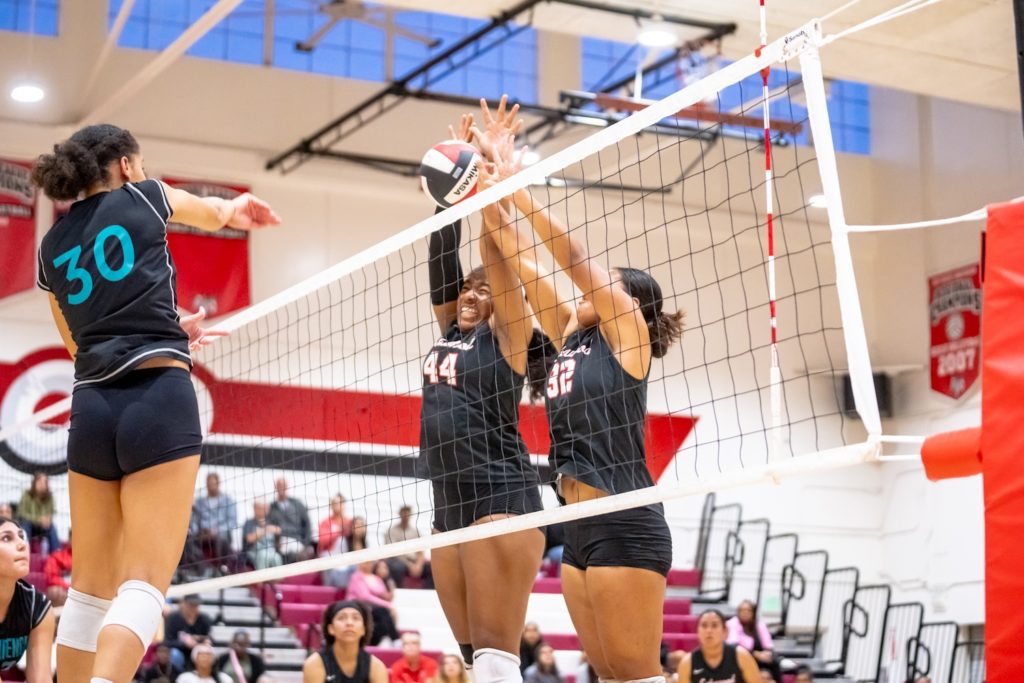 Lakewood girls vb play offs 07252