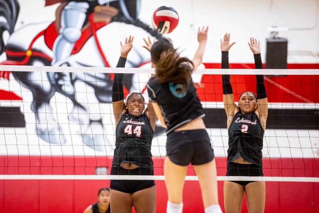 Lakewood girls vb play offs 08263