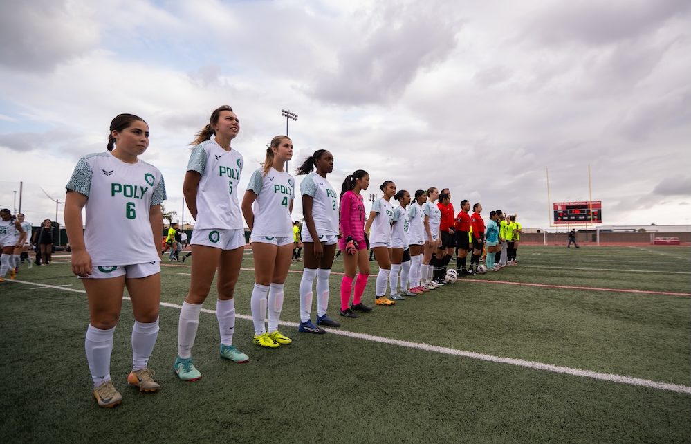 LBPOLYGIRLSSOCCERCHAMPTIONSHIP 07695 999x642