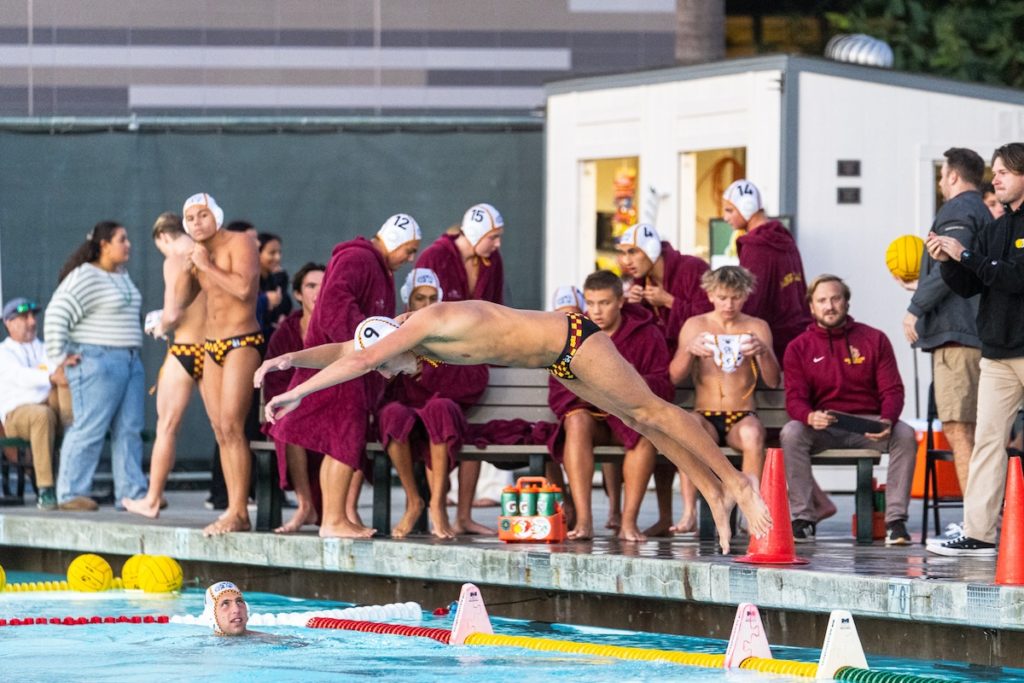 Wilson vs mira costa 02104