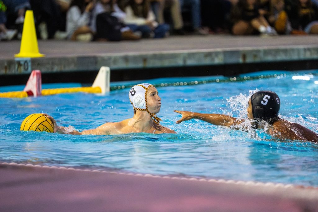 Wilson vs mira costa 02582