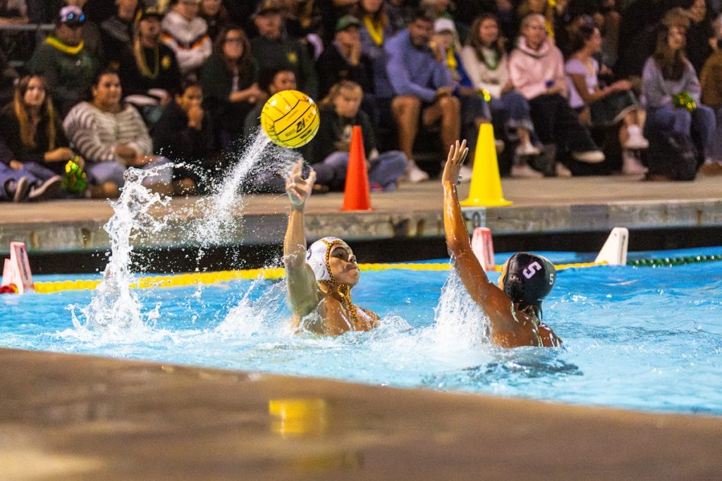 Wilson vs mira costa 03290