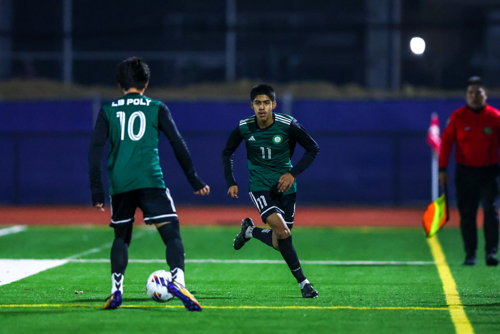 2025 12 17 VBSoccer PolyvsCabrillo