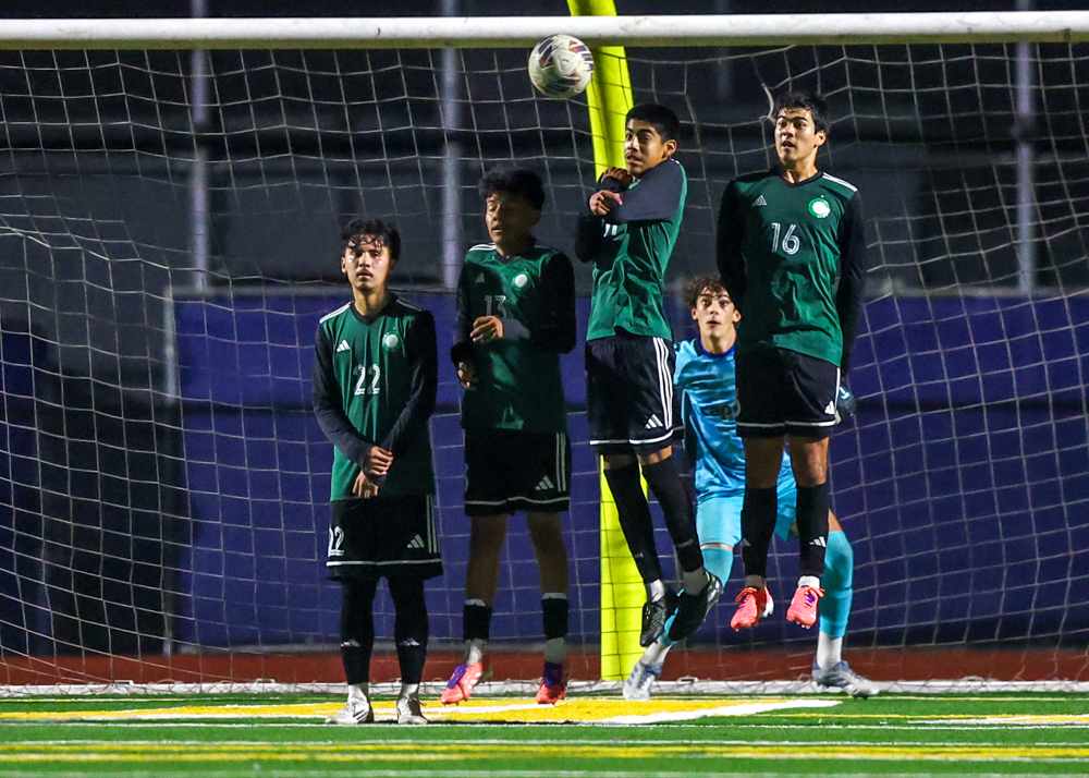 2025 12 17 VBSoccer PolyvsCabrillo