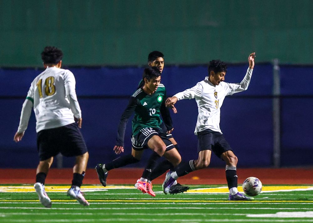 2025 12 17 VBSoccer PolyvsCabrillo