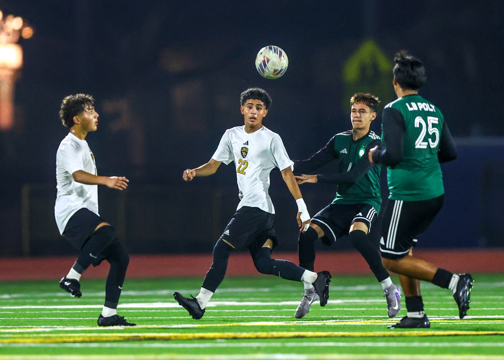 2025 12 17 VBSoccer PolyvsCabrillo