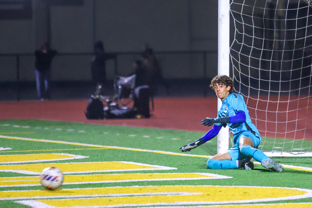 2025 12 17 VBSoccer PolyvsCabrillo