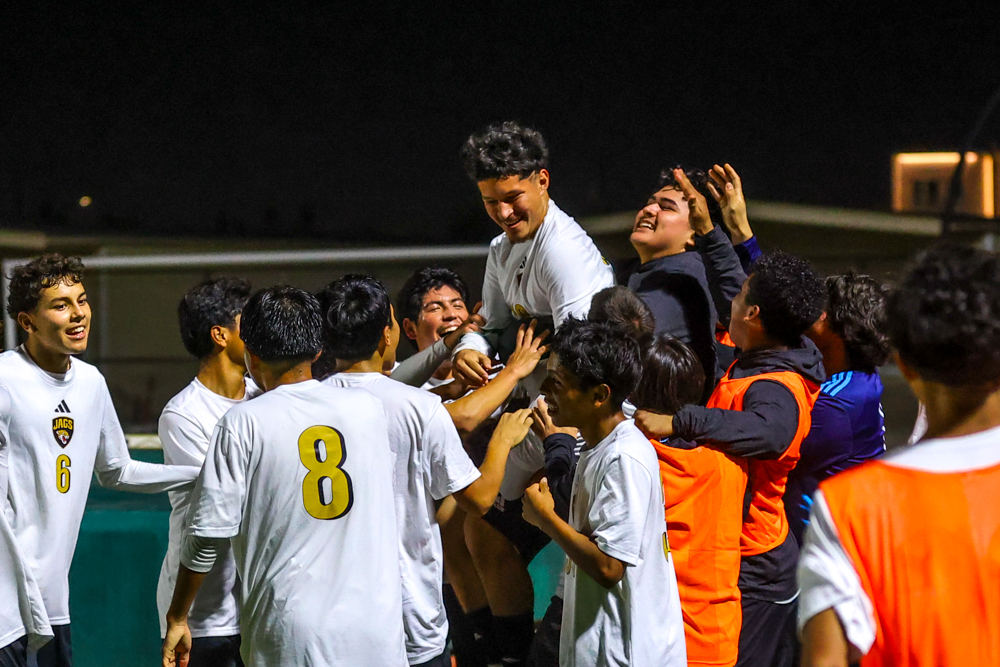 2025 12 17 VBSoccer PolyvsCabrillo