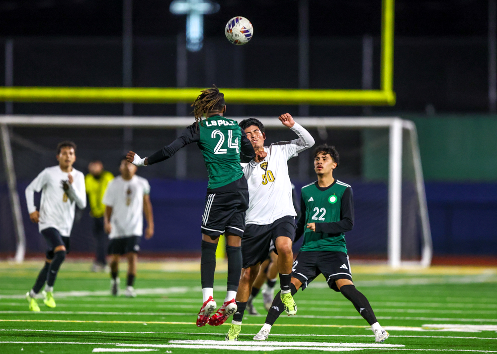 2025 12 17 VBSoccer PolyvsCabrillo