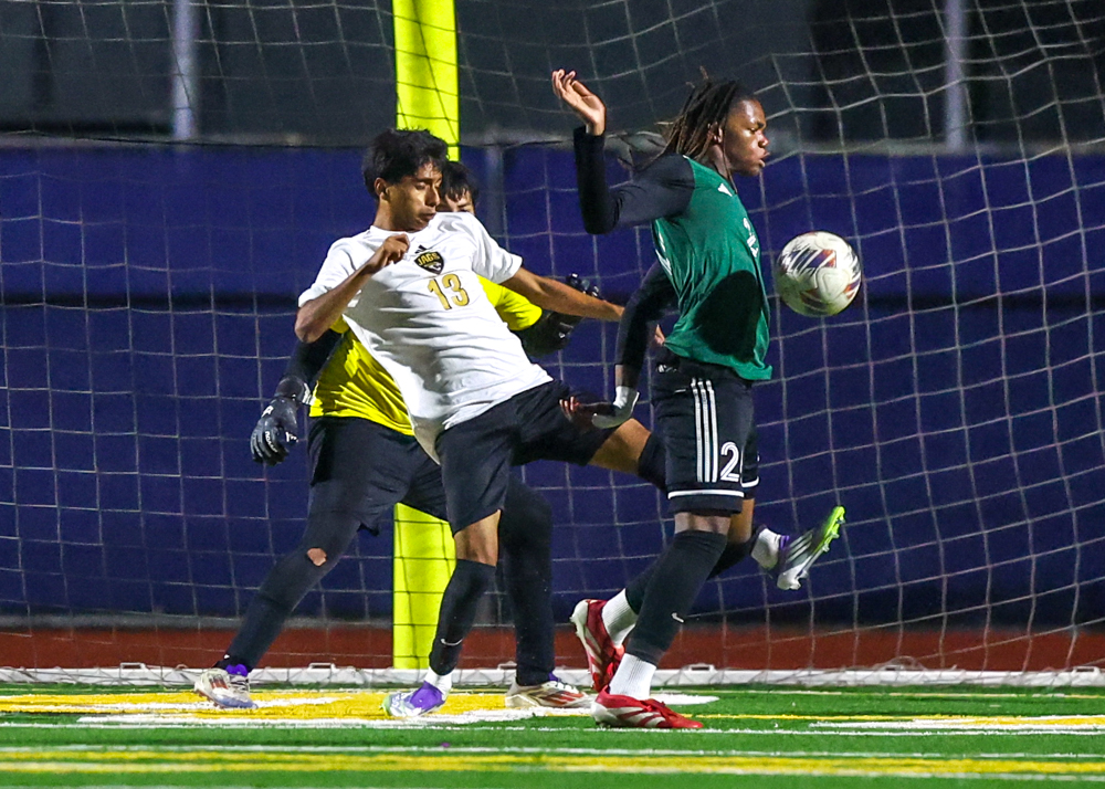 2025 12 17 VBSoccer PolyvsCabrillo