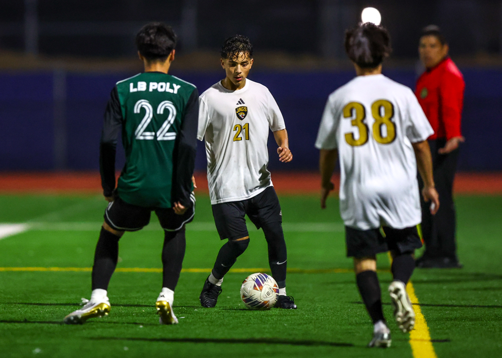 2025 12 17 VBSoccer PolyvsCabrillo