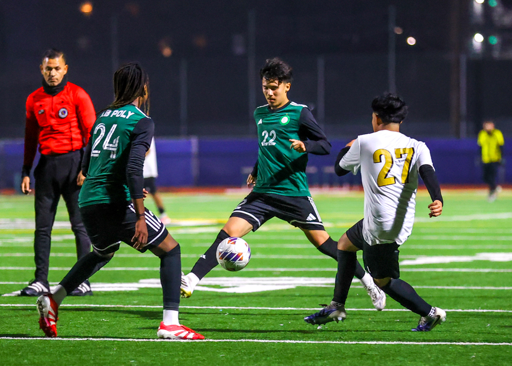 2025 12 17 VBSoccer PolyvsCabrillo