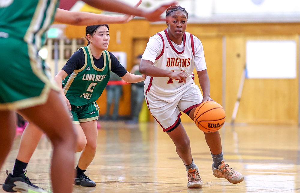 2026 01 07 562 VGBasketball WilsonVSPoly