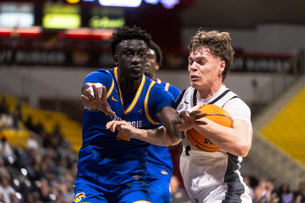 LBSU vs UCR MBB 1